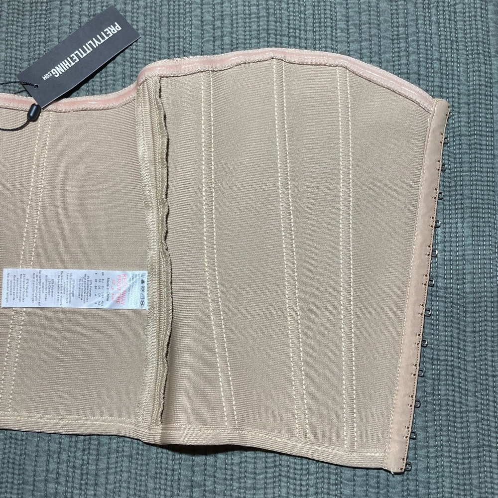 Beige Corset - Picture 5 of 5